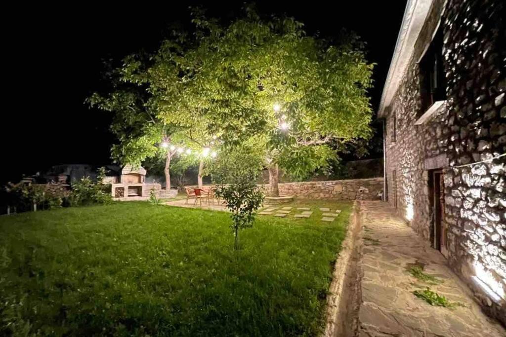 Villa Bujtina Cakuli, Rehove - Erseke Esterno foto