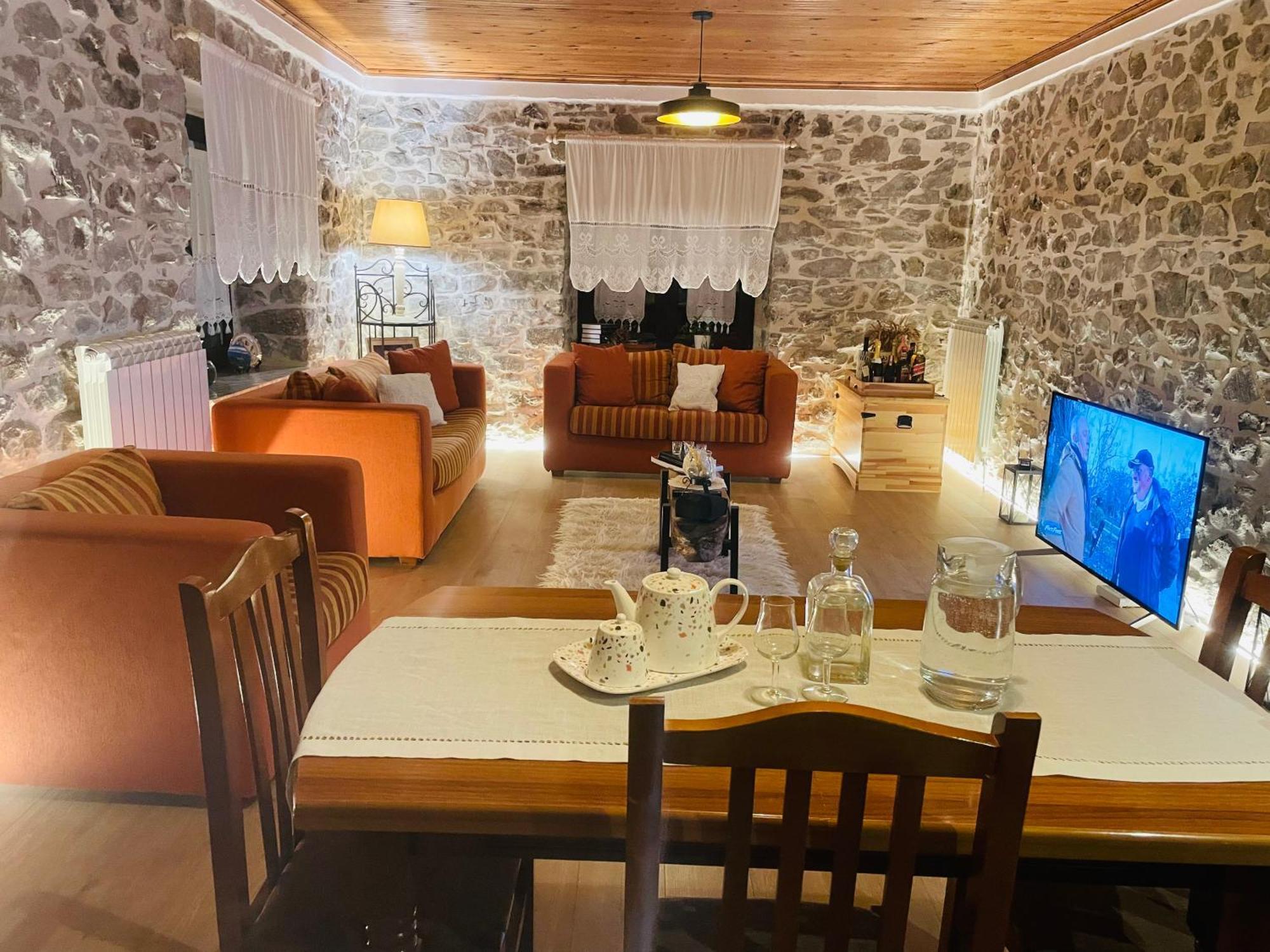Villa Bujtina Cakuli, Rehove - Erseke Esterno foto